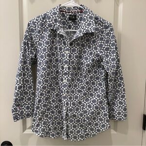 Talbots Blue White Geometric Print Button Down Shirt 10 Wrinkle Resistant Office